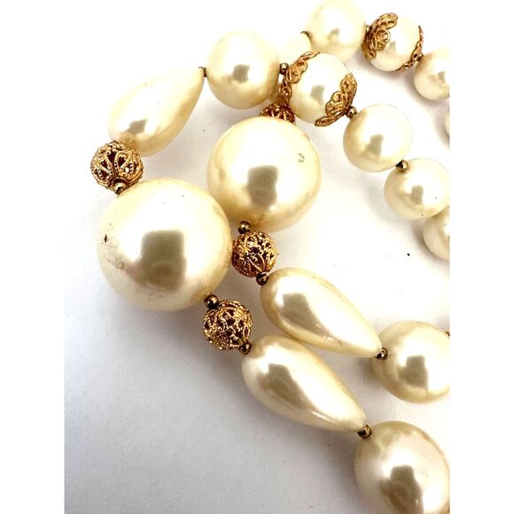 Vintage Faux Pearl Necklace with Gold Filigree Accents – 28" - Picture 2 of 5
